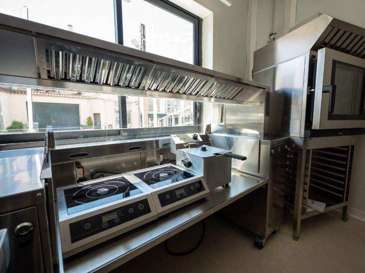 Des équipements complets pour ouvrir une boulangerie et une pâtisserie